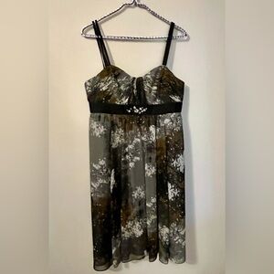 RW&co party dress. Size 8. Gold, black, silver and white